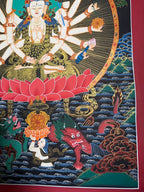 右下方蓮花與山水中的造像 — 準提佛母唐卡